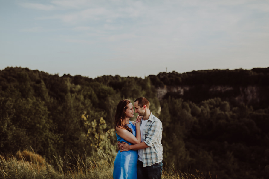 sesja narzeczenska na kopcu krakusa