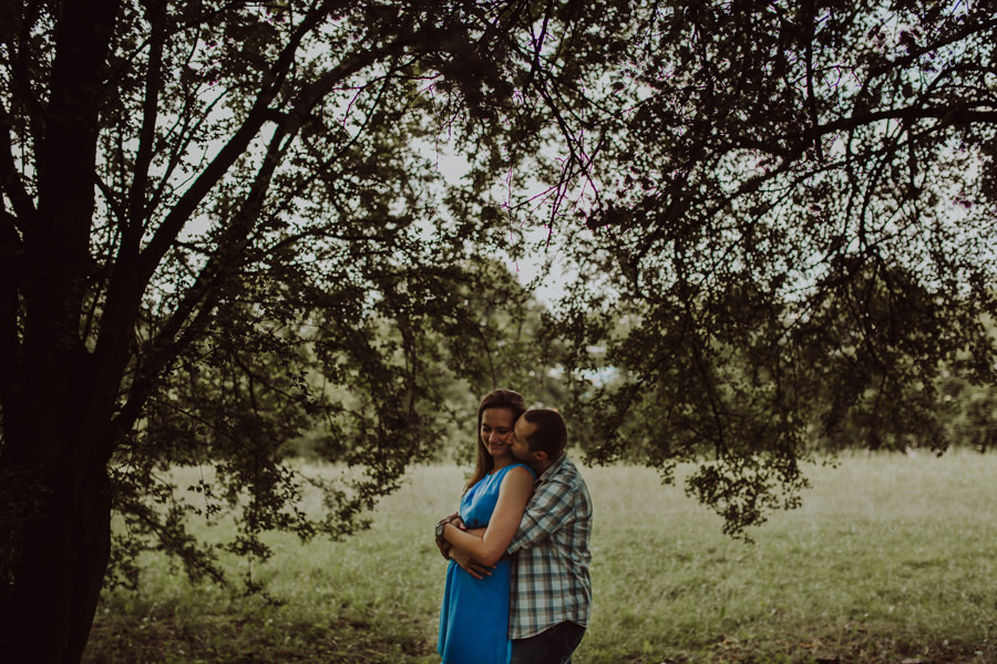 sesja narzeczenska na kopcu krakusa