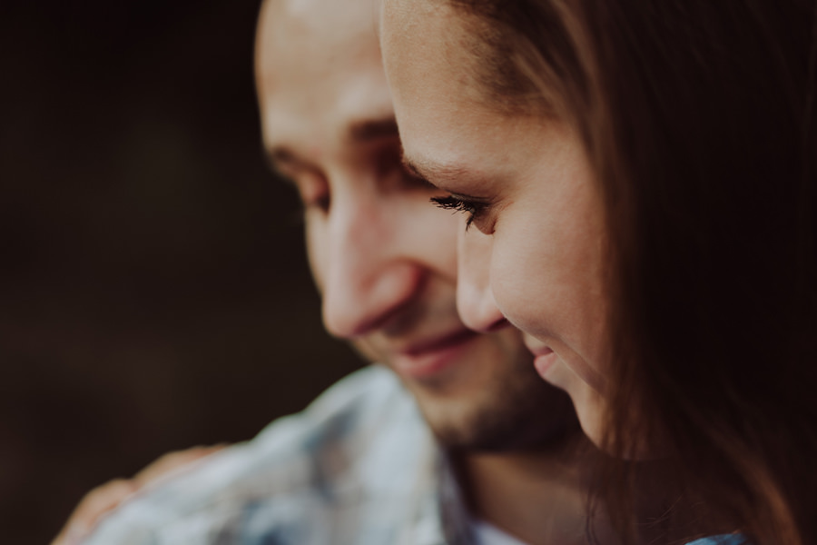 sesja narzeczenska na kopcu krakusa