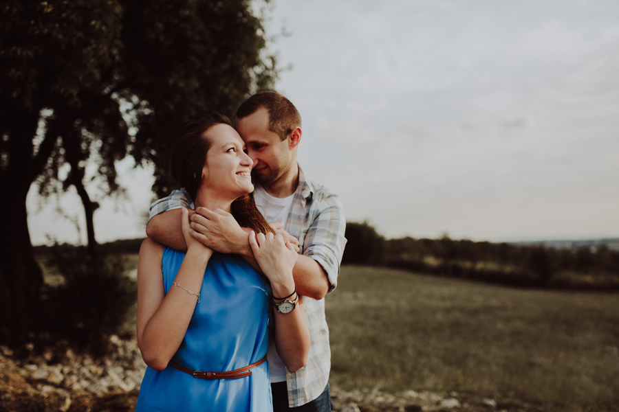 sesja narzeczenska na kopcu krakusa