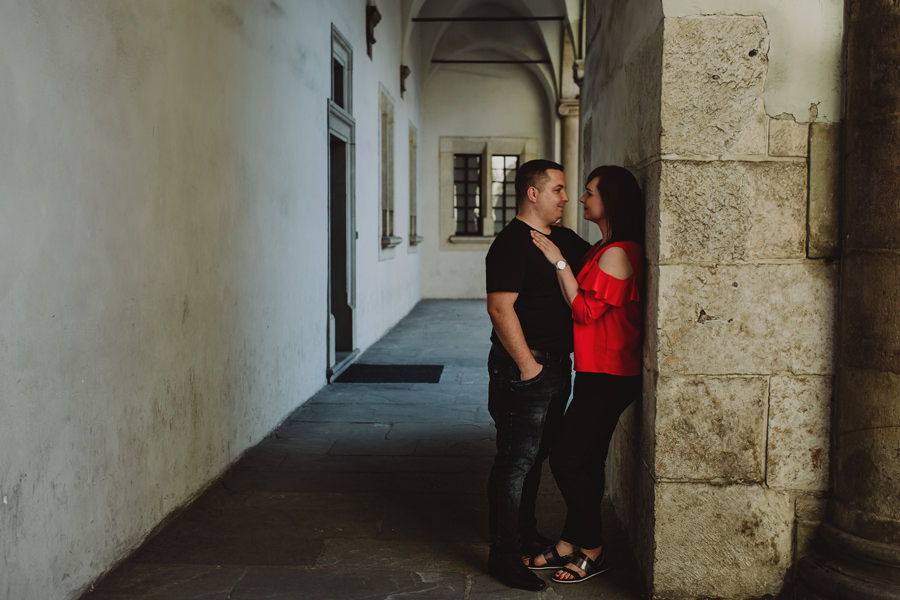 zdjecia narzeczenskie na zamku wawelskim