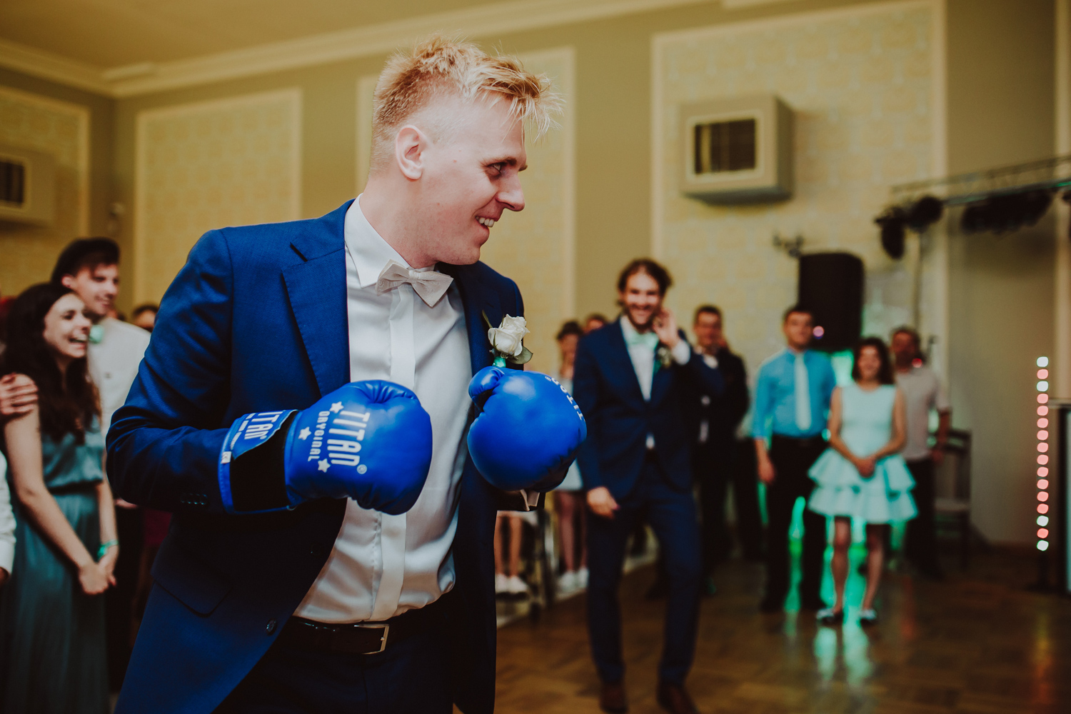 wesele w zajezdzie antersola