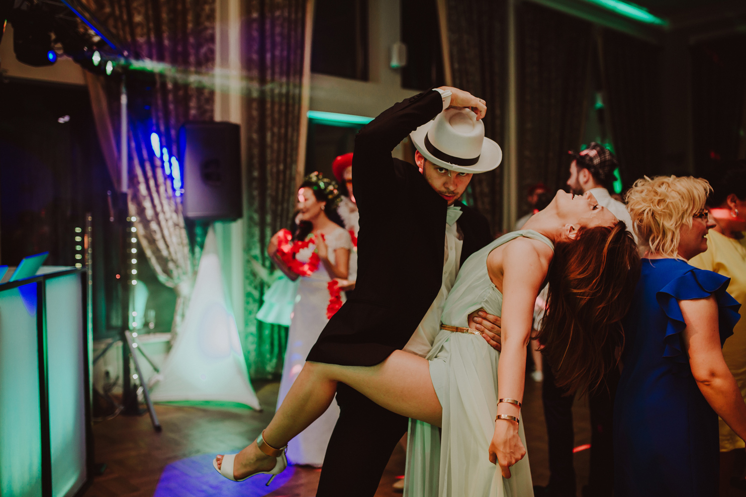 wesele w zajezdzie antersola